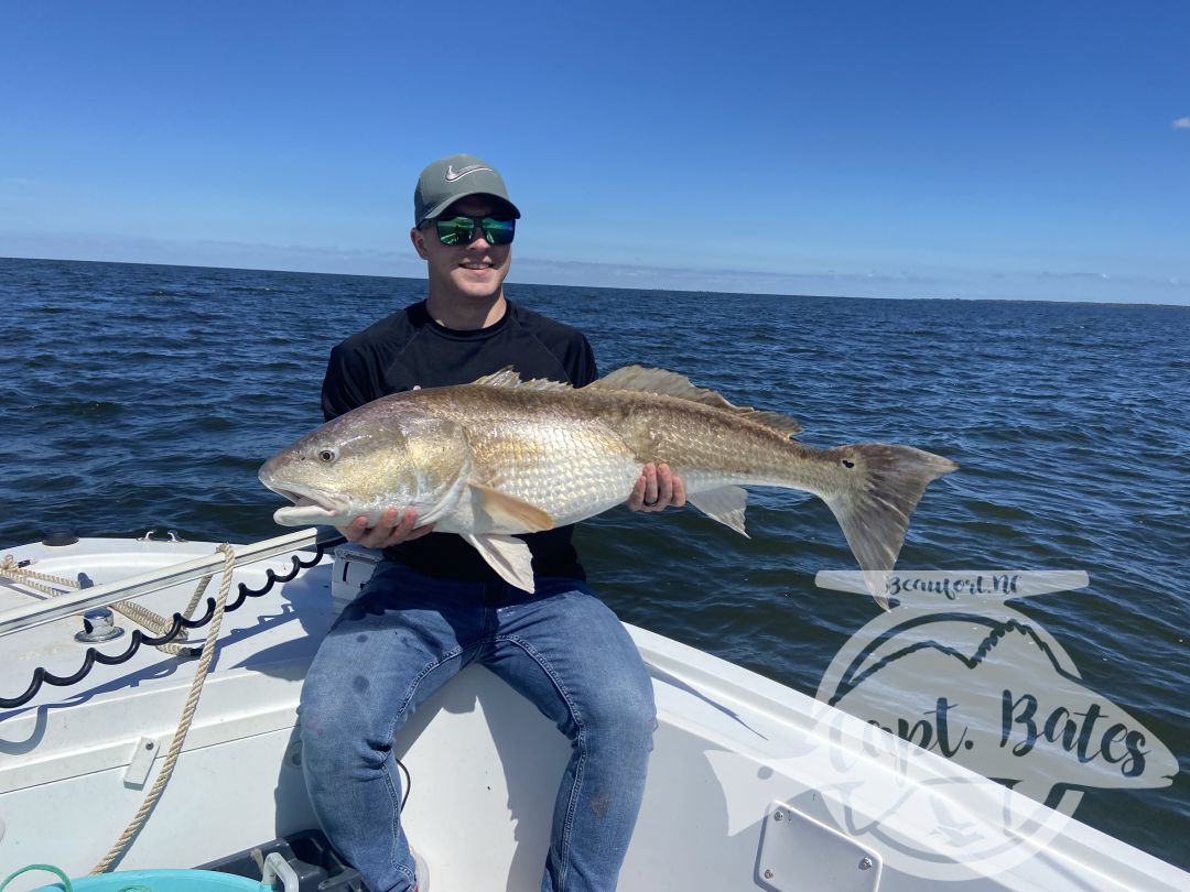 Another hero shot dump from Trophy drum season! Booking August -September 2022 trophy redfish season now!