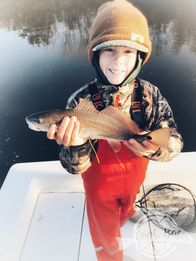 Great bite early on the hogs with Buddy and big Joe! Cold and post cold front conditions but the fish were chewing! Nice fat specks and 2 tagged redfish. Tough conditions and a different technique then we’d been fishing but being able to read the water, conditions, and what the fish want make things fun! 