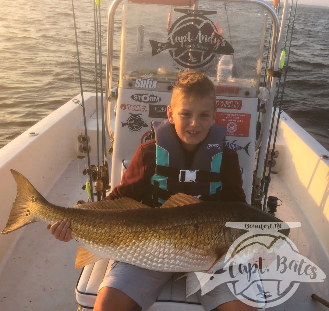 Bumpy start but Conner and his dad Ryan did excellent and put some trophy drum in the boat, despite the rough conditions!

I love seeing the youngins that are passionate about fishing! 

Ryan landed a tagged redfish as well!!