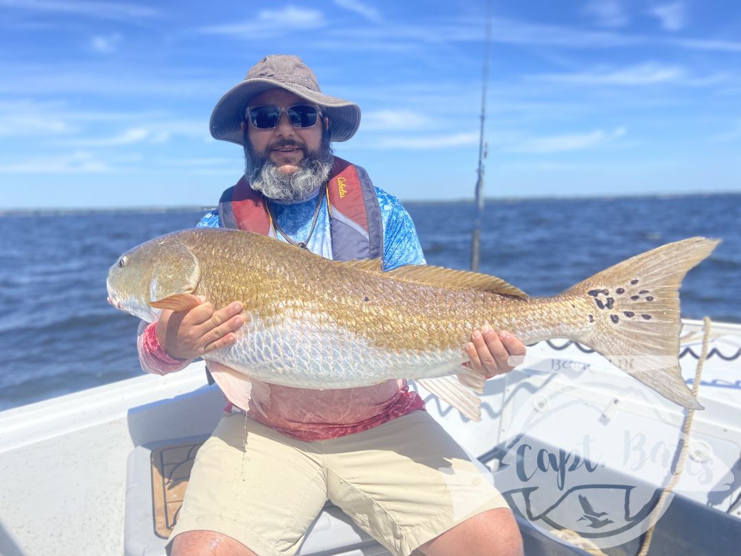 Large photo dump from an awesome trophy redfish season! So many personal best broken and memories made! Now booking 2022 dates!