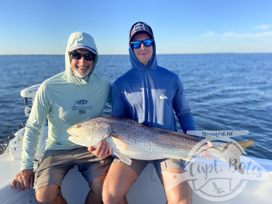 Last trophy redfish pics of the 2021 season so much fun with so many great clients thanks everyone!