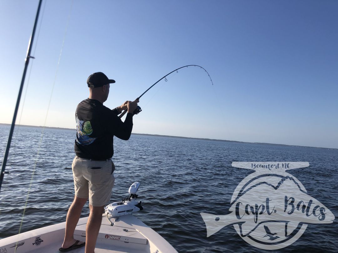 Had a great time with my good friend Bradley and his wife, went out looking for their first Trophy Redfish and we found them!

Unfortunately, we had some tough luck early with 2 fish spitting the hook mid fight, and one jig came off a loop knot. 

But we kept at it, and was able to get him his first ever Neuse River trophy redfish!