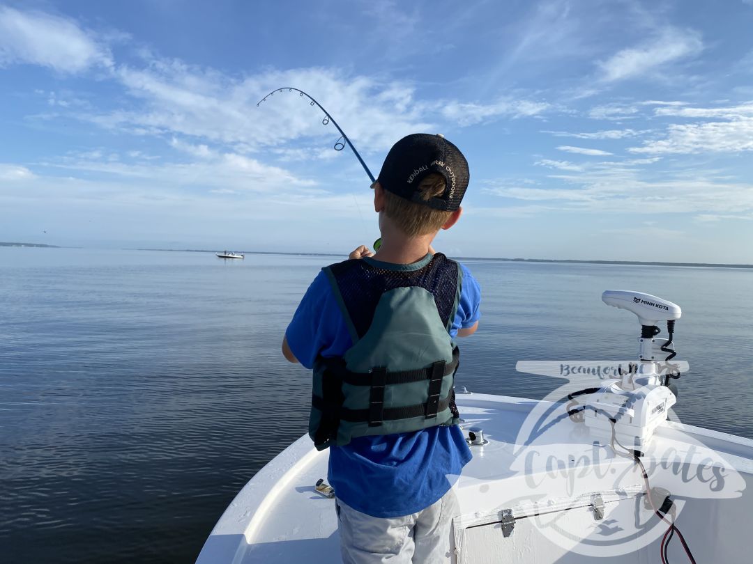 We officially kicked off our trophy drum season today! As they have finally shown up in good numbers, slightly delayed start this year but fortunately, the trout and puppy drum fish has been dynamite to hold us over, but it’s now time for the main event! Killer day with my main man Buddy, double digit landed multiple missed opportunities and even had on try to eat the popping cork! World class Neuse river redfishing at its finest!