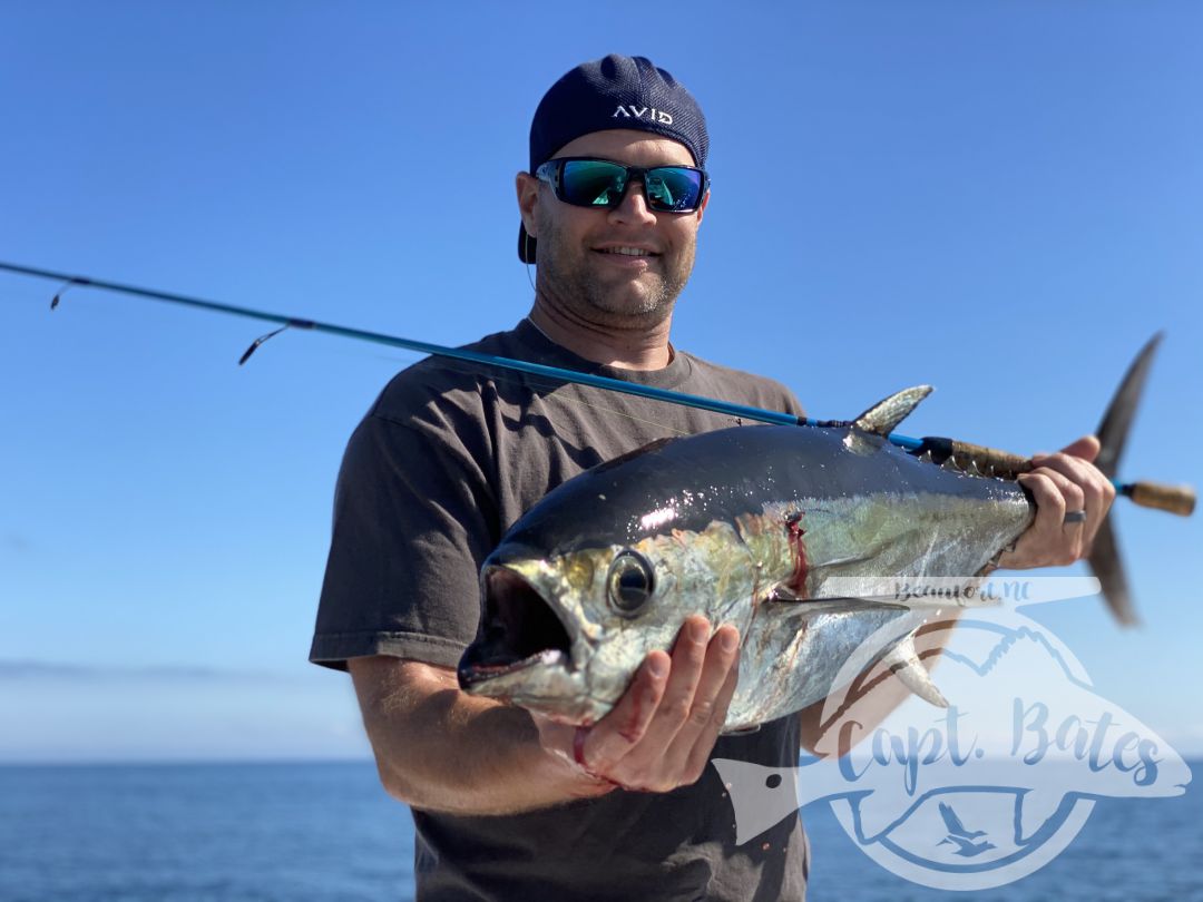 After being taunted by these unicorns for a week!  Finally, today one of my guys was able to put the @templeforkoutfitters inshore medium to the test! Seen a few bust in the albies and had textbook marks, then watched this guy eat a soft plastic 30’ from boat. Few other misses, but a citation blackfin on trout gear and #albiesnaxx in addition to first albies on the fly for these guys turned a slow morning into an incredible afternoon! Picked away at a few fish all morning then found the blitzes we were looking for! Ryan Hurd
#blackfin #blackfintuna #albies #falsealbacore #albies #lighttackle #flyfishing #flyfishingaddict #fishingaddiction #flyfishingadventures #flyfishingjunky #atlanticbeachnc Temple Fork Outfitters