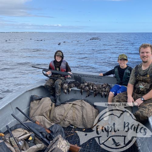 Had to get the boys and Peezey out the first day hunting this year to check all our gear and get back in the grove! They all did great and the birds flew good for us to start the season out with!