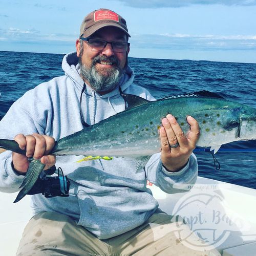 9LBS Citation Spanish Mackerel for Jay, Jigging bucktails on the TFO MH and FFP Osprey 5000 is a great way to target big spanish and King mackerel in the fall!