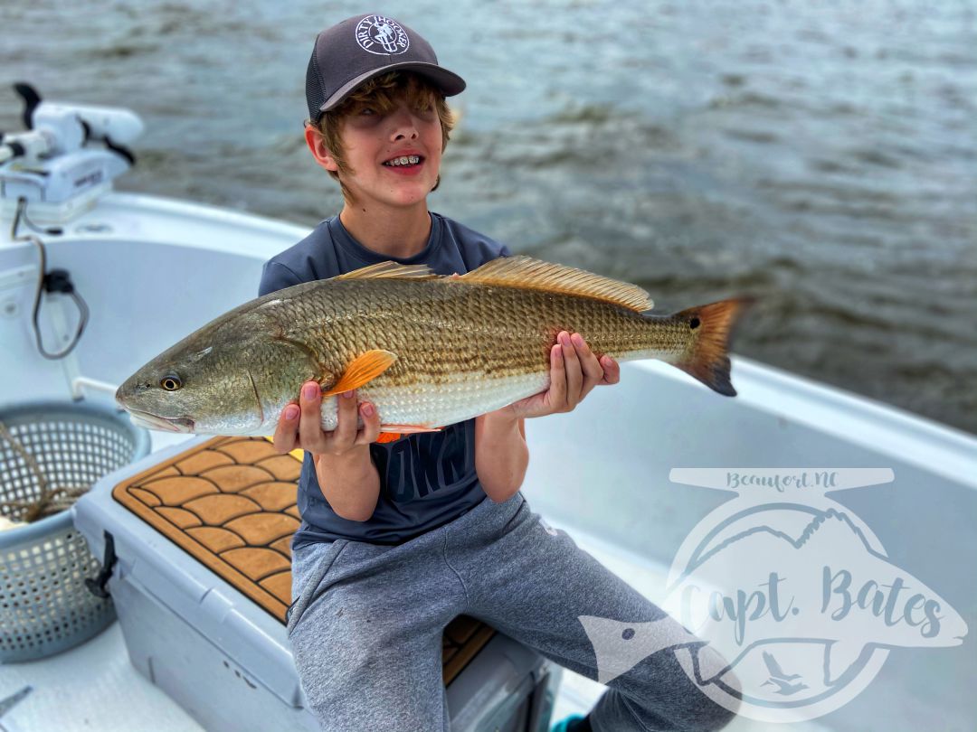 Wesley and his dad fished with me last month and wanted quantity over quality so we wore out the sea mullet, this month they wanted to try for quality. Wesley and Oscar absolutely slayed the redfish this afternoon! Mid to over slots kept them busy for a couple hours they even started netting each other’s fish! Great time bending the Temple Fork Outfitters inshore medium and listen to the Florida Fishing Products osprey 3k sing!