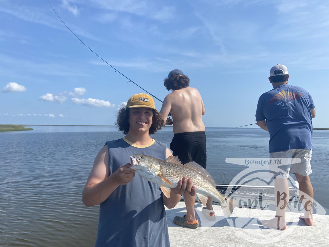 Been an extremely busy month already! We fished on through the weekend, did my best to avoid the crowds and show my crowds a fun trip with out the chaos holiday weekends bring to the coast. We succeeded at that, well other then cussing out one fancy flats boat 