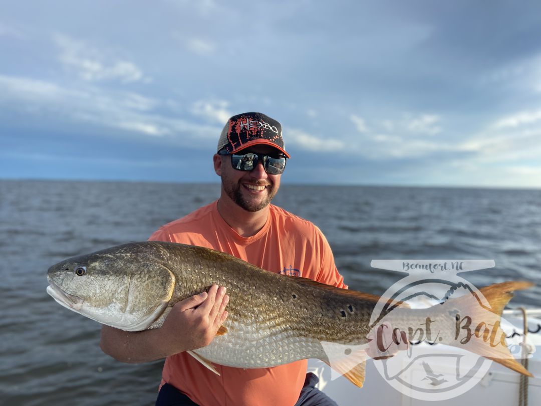 Large photo dump from an awesome trophy redfish season! So many personal best broken and memories made! Now booking 2022 dates!