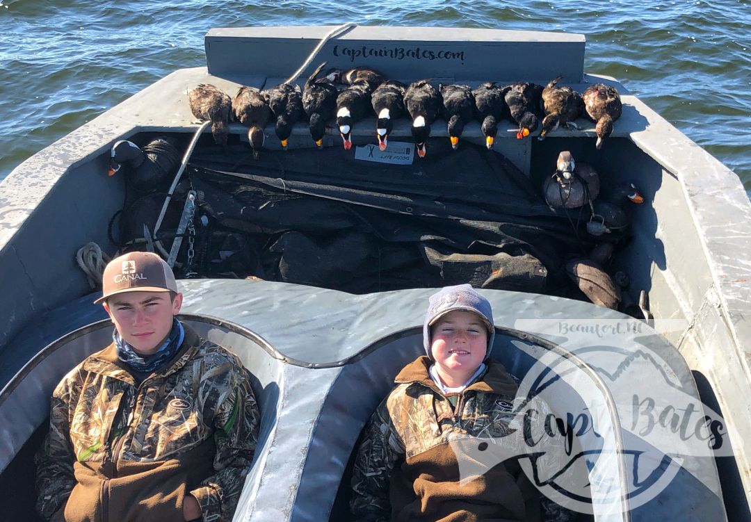 Great shoot for these 3! Their first time ever in layout boats! Things started out really slow so we picked up and moved to another area and boy did we make the right call! They shot their limits quickly and got a few surf scoters to mount! 

That’s one of the great things about layout hunting is the ability to pick up quickly and adjust when the ducks throw you a curve ball!