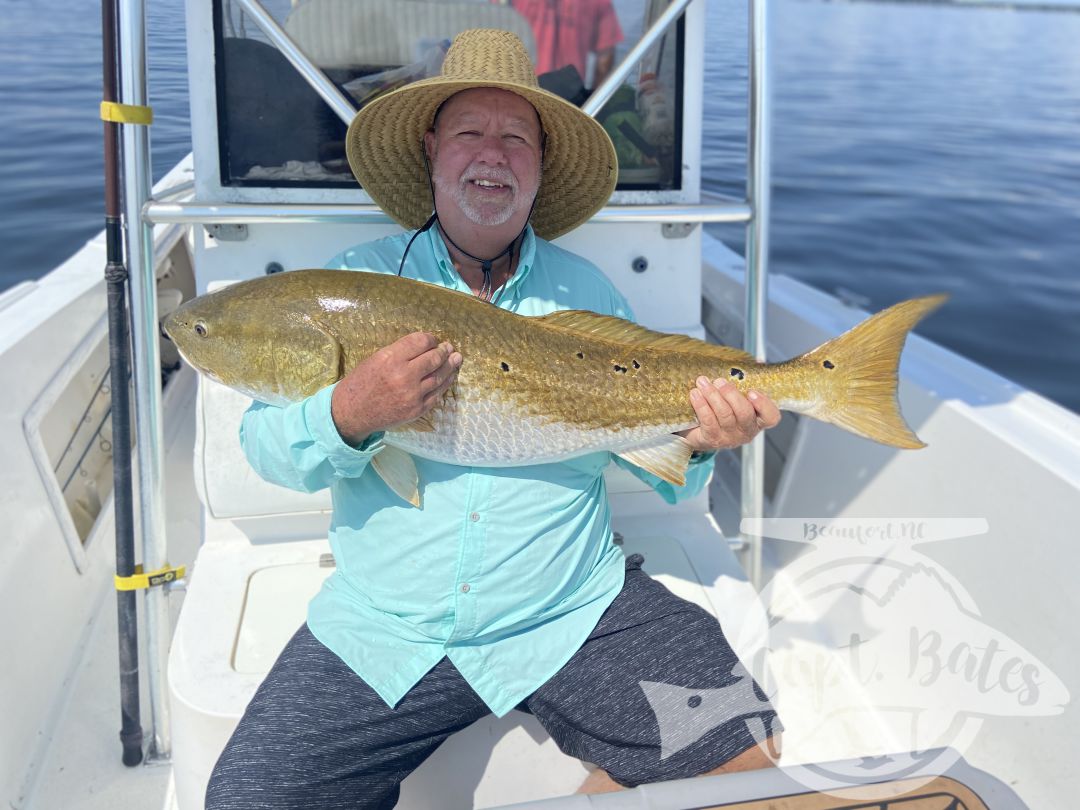 Another hero shot dump from Trophy drum season! Booking August -September 2022 trophy redfish season now!