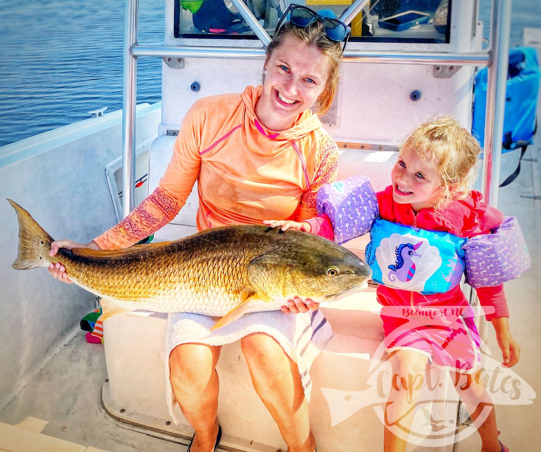 Super fun morning with this family from PA! Dad is no stranger to big fish, bill fishing from Costa Rica to Maryland but I had the pleasure of introducing him to giant redfish! Mrs Molly wins the cutest redfisher girl award and did great catching some small puppy drum and helping her dad and mom catch some Neuse river trophy’s!

We had a string of tough luck, breaking a fish off, fish wrapping in trolling motor, and a couple that just came unglued. But we were able to put some fish on the boat, thanks to Molly’s big momma fish song she was singing 