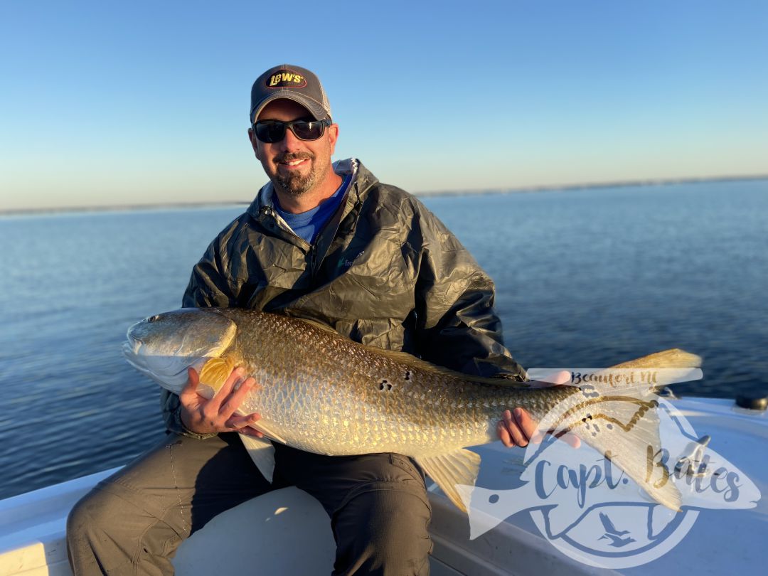 Last trophy redfish pics of the 2021 season so much fun with so many great clients thanks everyone!