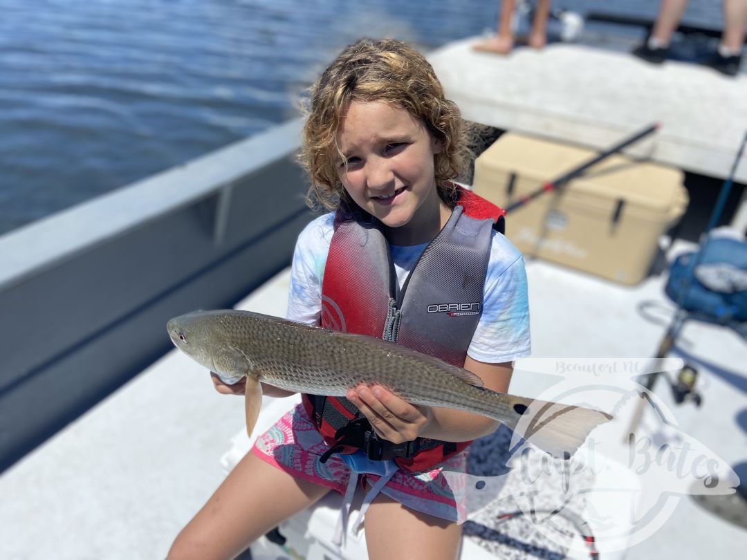 First thing this morning We covered casting with the kids explained the game plan, and they fished hard picked away at redfish throwing artificial lures. Little sister 9yo had the hotstick and showed the boys how it’s done! Pleasure to be able to introduce all 4 anglers to their first ever redfish!