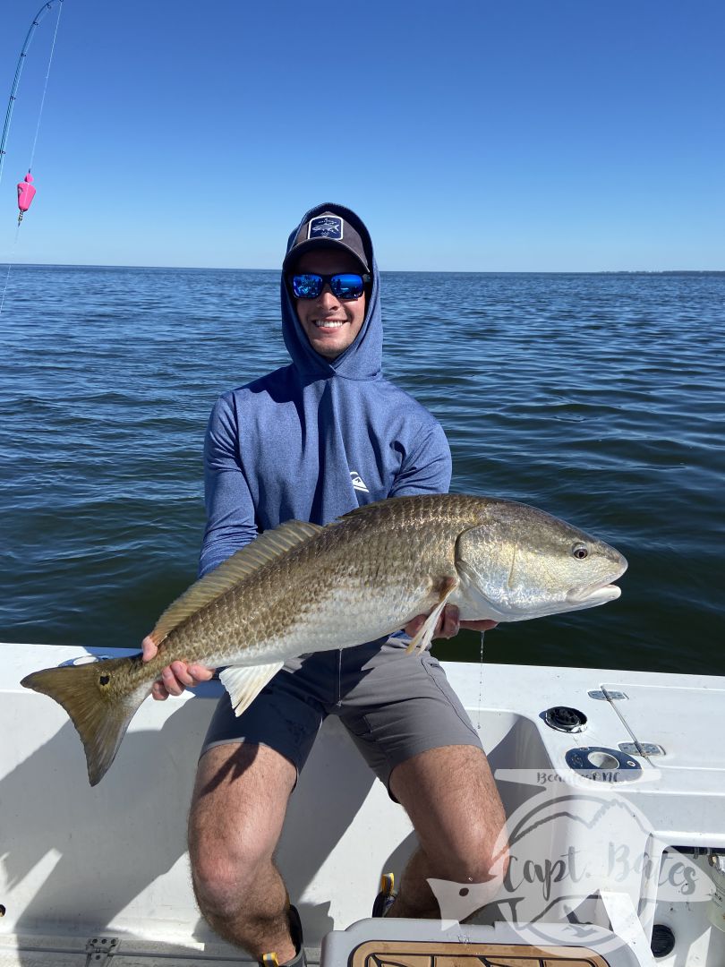 Last trophy redfish pics of the 2021 season so much fun with so many great clients thanks everyone!