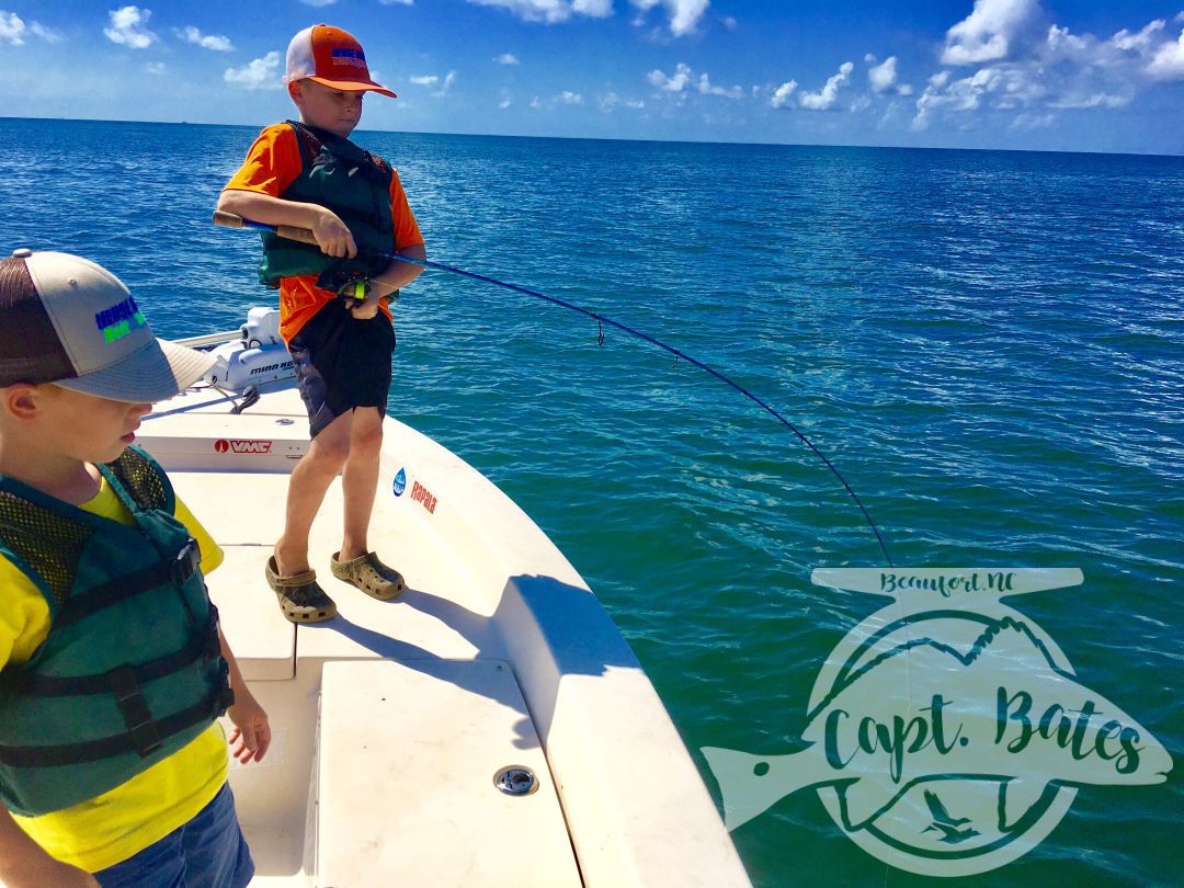 Troy bent and bowed on TFO medium rod and FFP Osprey 3000, whopping a fat albert!