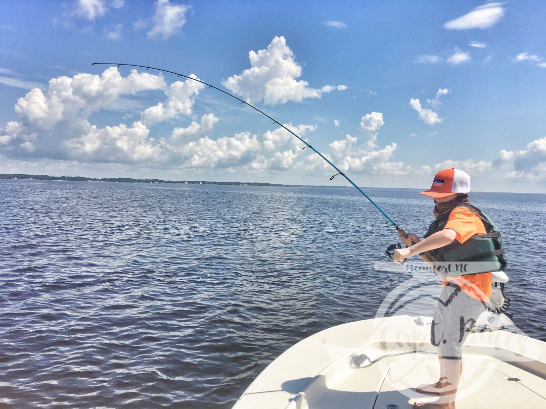 Troy putting the screws to a monster drum on the TFO inshore series and FFP Osprey 5000!